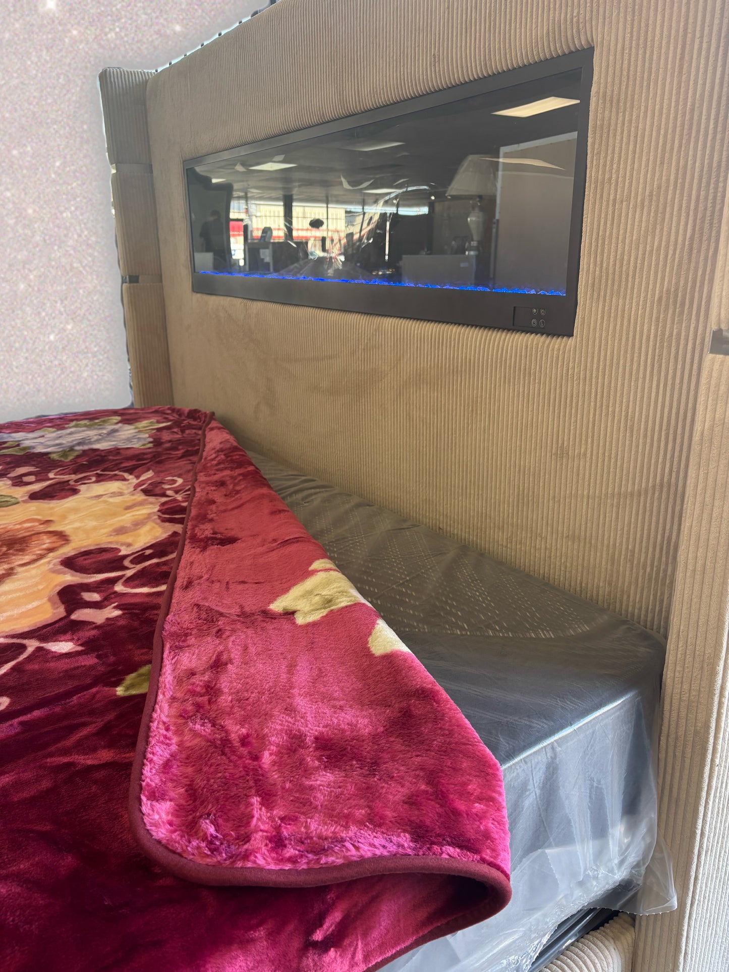 BM106 Solaron Blanket Korean Mink - Three Roses Maroon