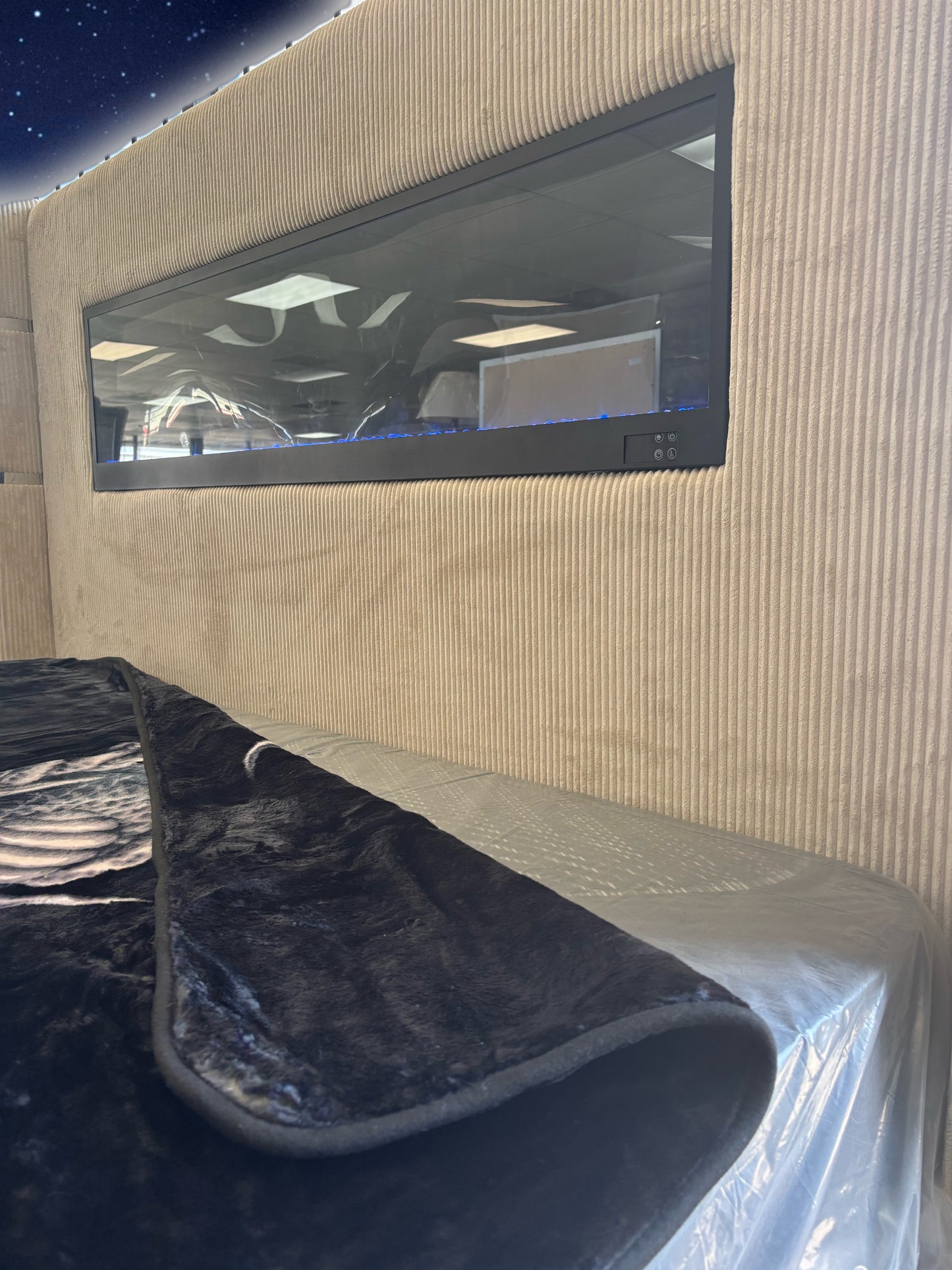 BM255 Solaron Blanket Korean Mink - Mighty Dragon Black