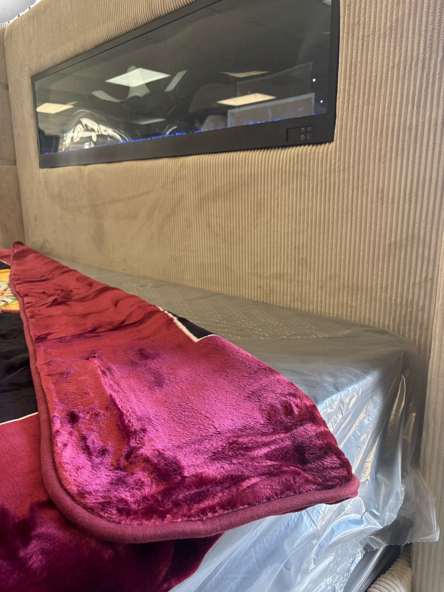 BM277 Solaron Blanket Korean Mink - Aztec Warrior