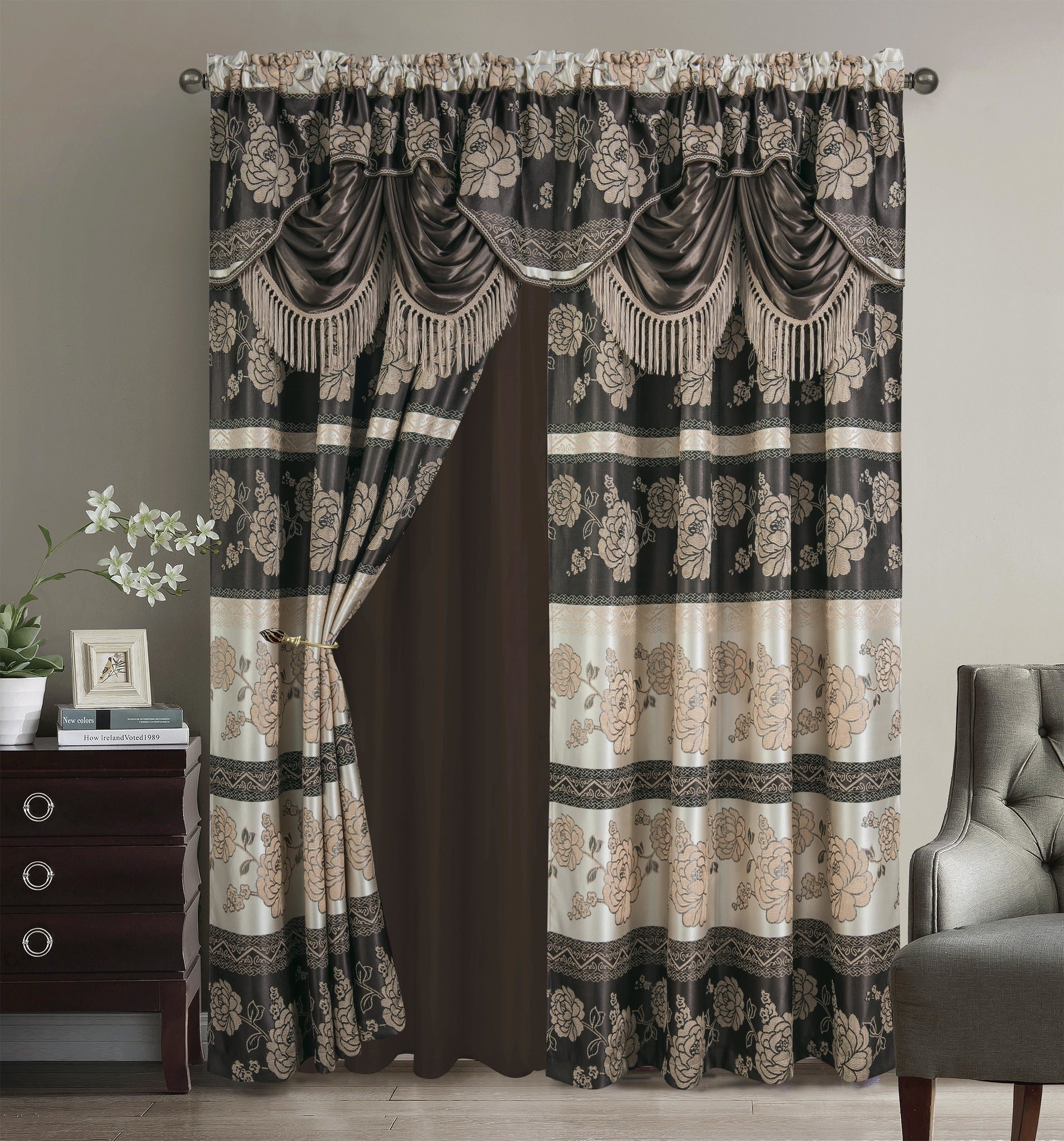 Brown Bonnie Curtain Set