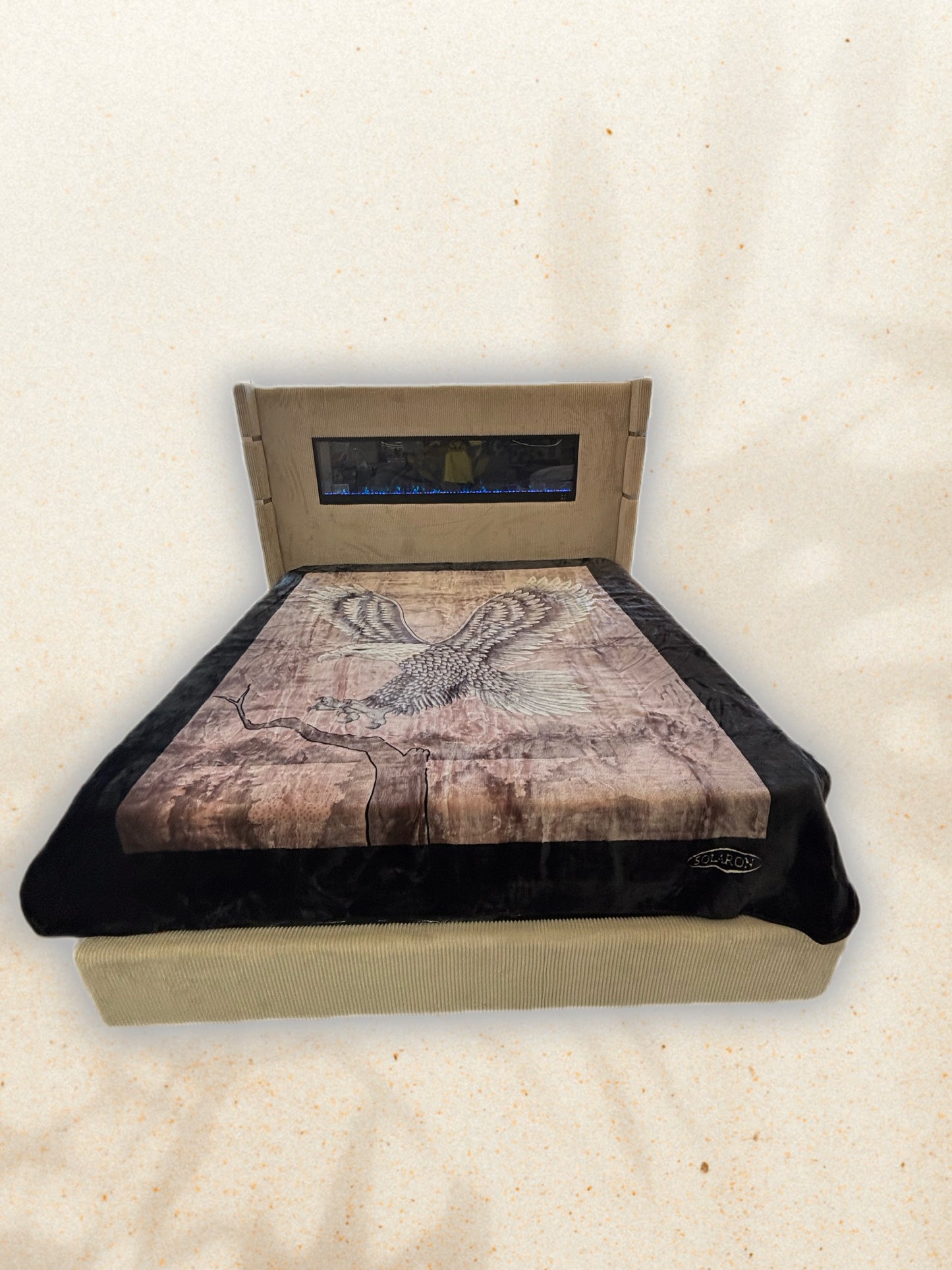 BM118 Solaron Blanket Korean Mink - Lone Eagle Black