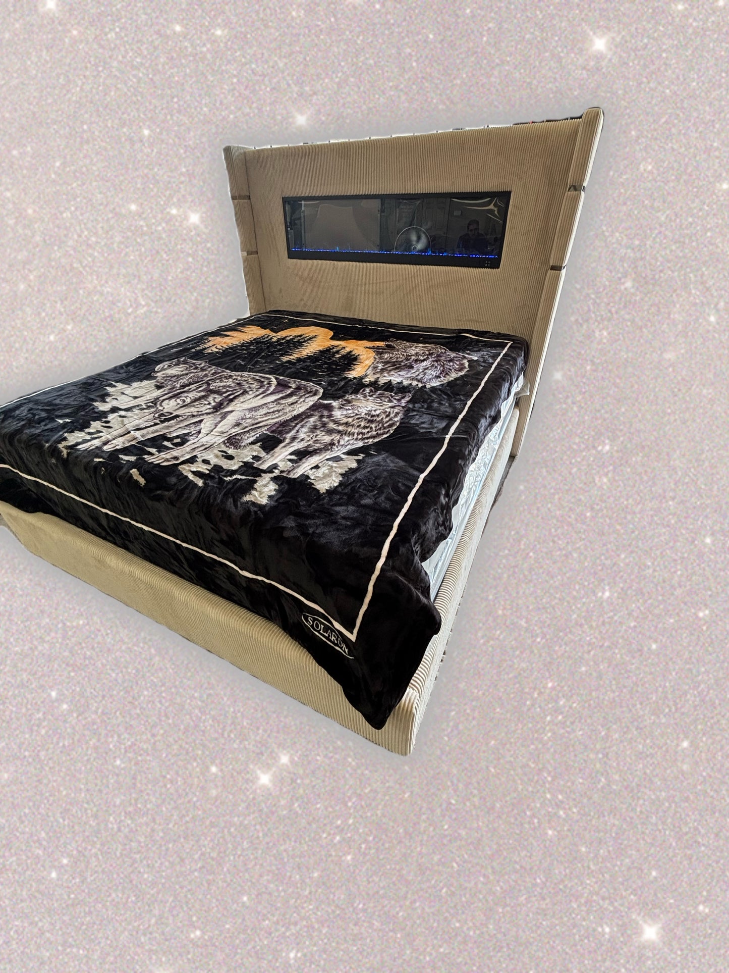 BM119 Solaron Blanket Korean Mink - Wolf Pack Black