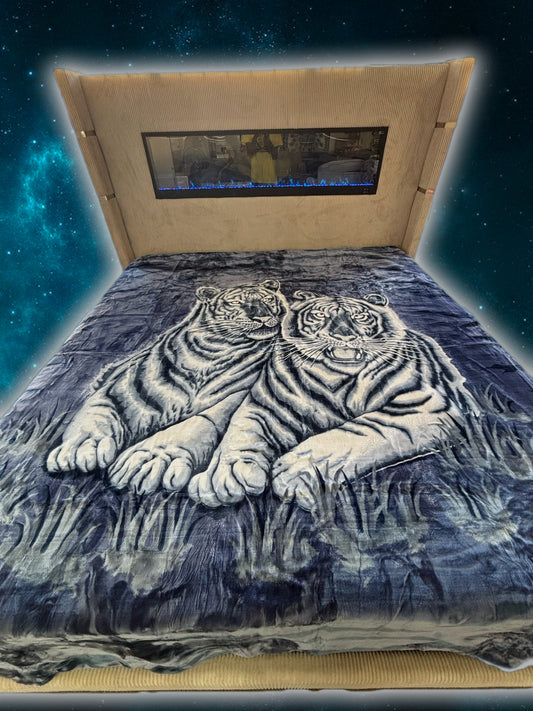 BM122 Solaron Blanket Korean Mink - Twin White Tigers Blue