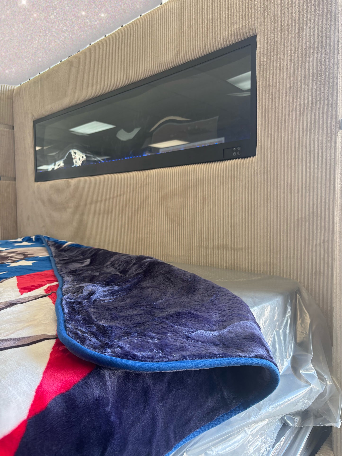 BM123 Solaron Blanket Korean Mink - Statue Of Liberty Blue