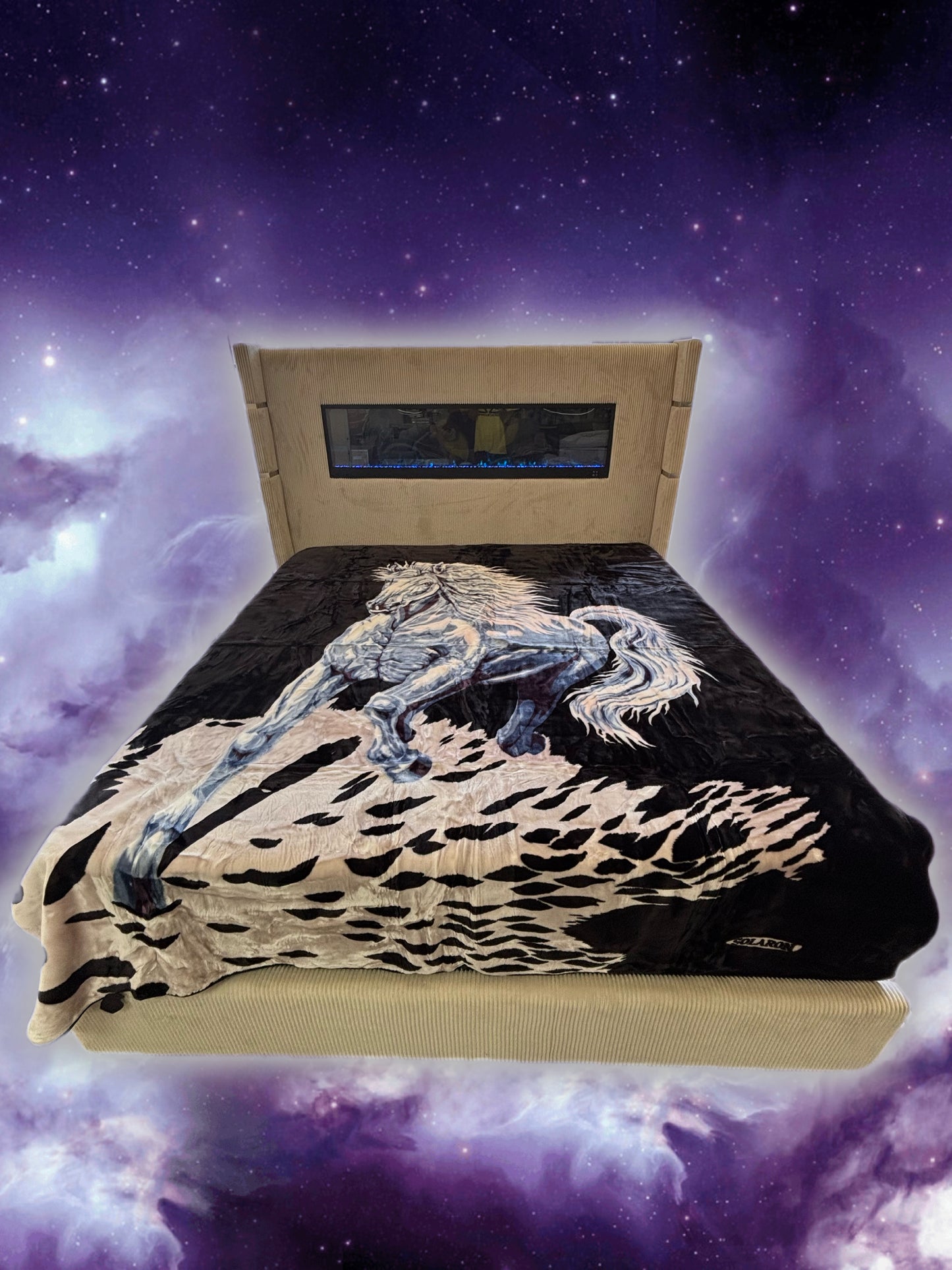 BM94 Solaron Blanket Korean Mink - Horse Stallion Black