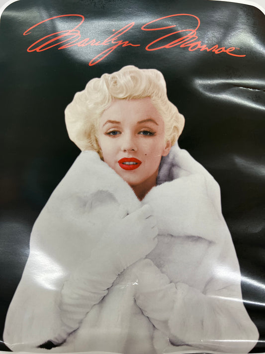 JPI Marilyn Monroe - FUR COAT - Queen Blanket